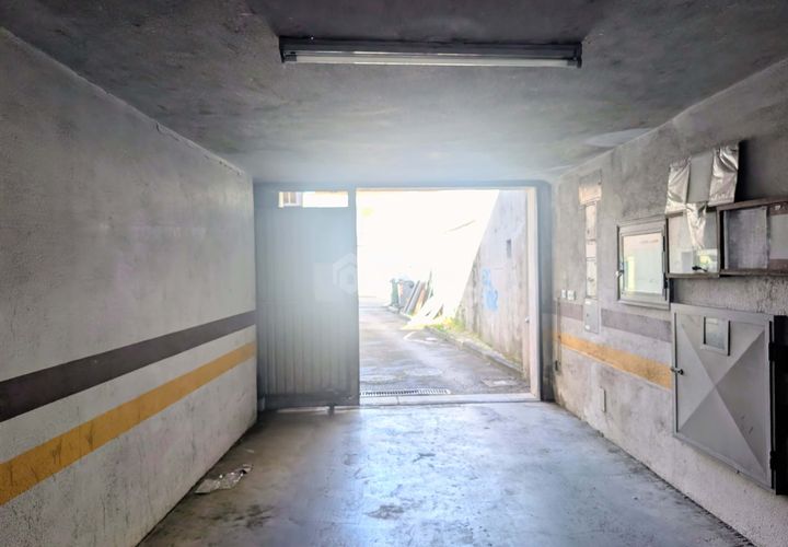 Garage i Camarate, Lisbon, Camarate - € 64.990 | Ref: 20260429-1 - foto 1