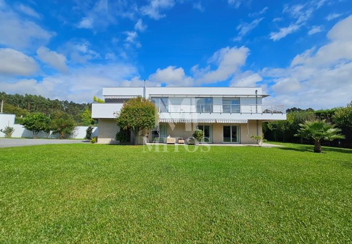 Villa i Viana do Castelo, Viana do Castelo, Viana do Castelo - € 450.000 | Ref: R1037 - foto 1