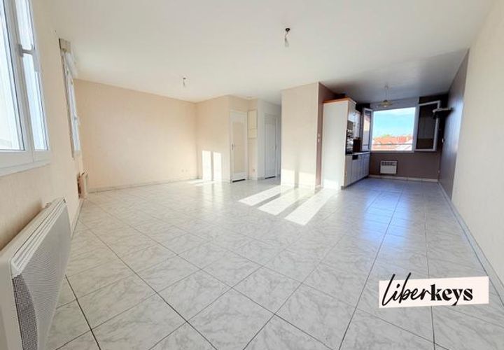Dupleks i Le Mans, Sarthe, Le Mans - € 123 500 | Ref: DOM30563 - foto 1