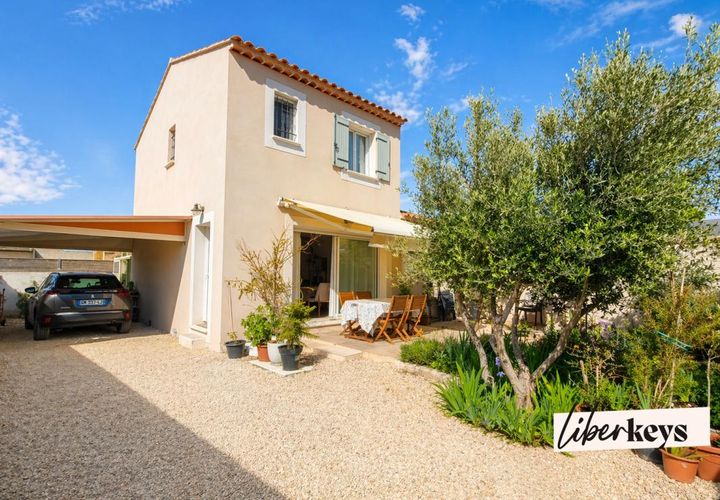 Villa a Marignane, Bouches-du-Rhone, Marignane - € 389.000 | Ref: DOM31339 - foto 1