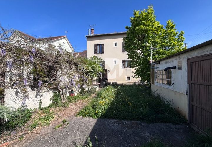 Villa a Chaumont, Haute-Marne, Chaumont - € 179.000 | Ref: 10003 - foto 1