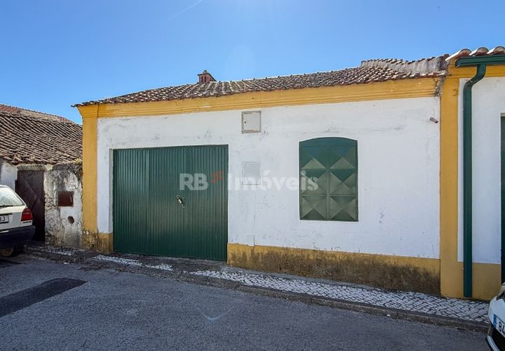 Villa i Abrantes, Santarem, Abrantes - € 55.000 | Ref: 01951-26 - foto 1