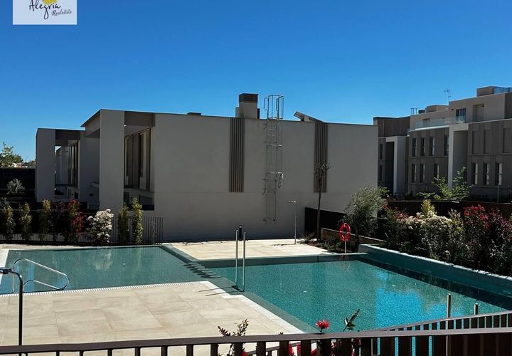 Villa a Godella, Valencia, Godella - € 3.350/mes | Ref: ALQV135/6084 - foto 1