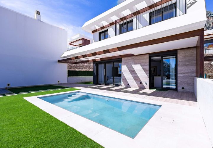Villa i Polop, Alicante, Polop - € 643.400 | Ref: LUX5987 - foto 1