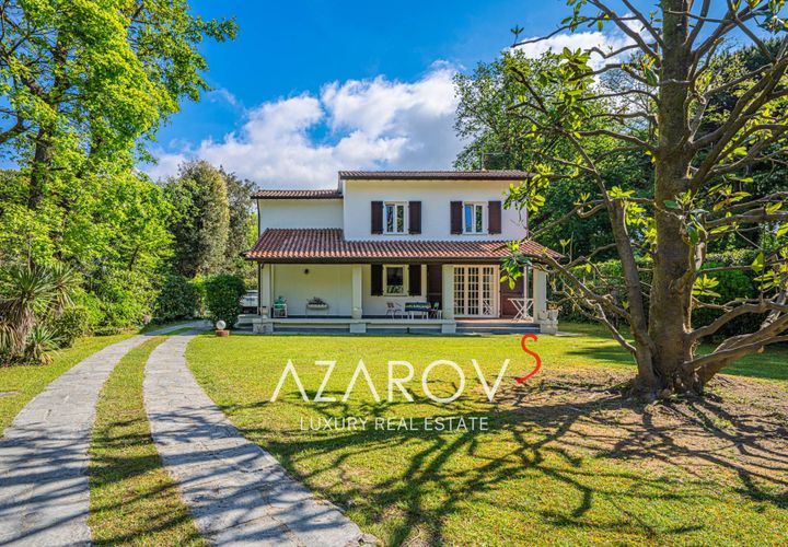 Villa i Massa, Massa and Carrara, Massa - € 800.000 | Ref: 6005 - foto 1