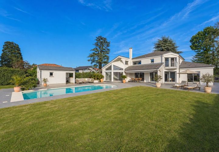 Villa i Nernier, Haute-Savoie, Nernier - € 1.650.000 | Ref: HH-15932139 - foto 1
