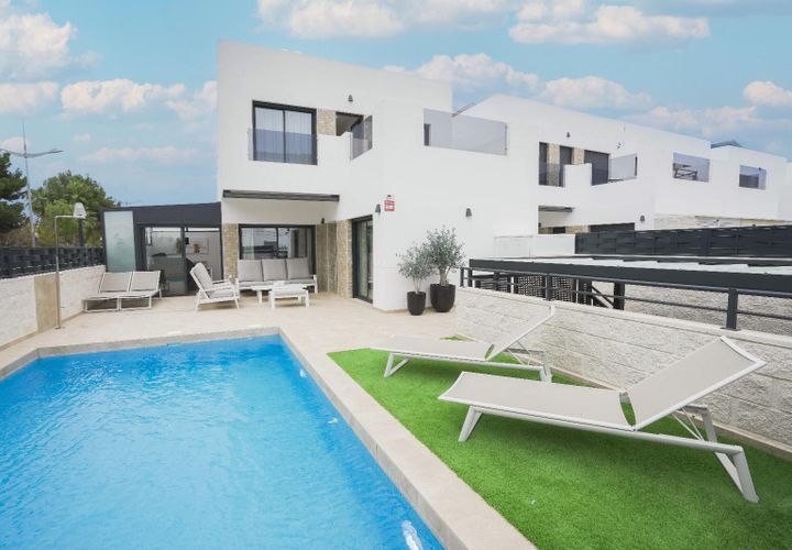 Villa i Dolores, Alicante, Dolores - € 360.000 | Ref: 27-228-454-11-913/73917 - foto 1