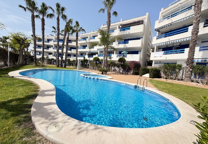 Penthouse i Playa Flamenca, Alicante, Playa Flamenca - € 225 000 | Ref: 2-16133/76413 - foto 1