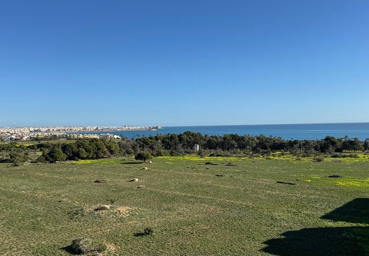 Apartamento en Punta Prima, Alicante, Punta Prima - € 210.000 | Ref: 2-16136/76417 - photo 1