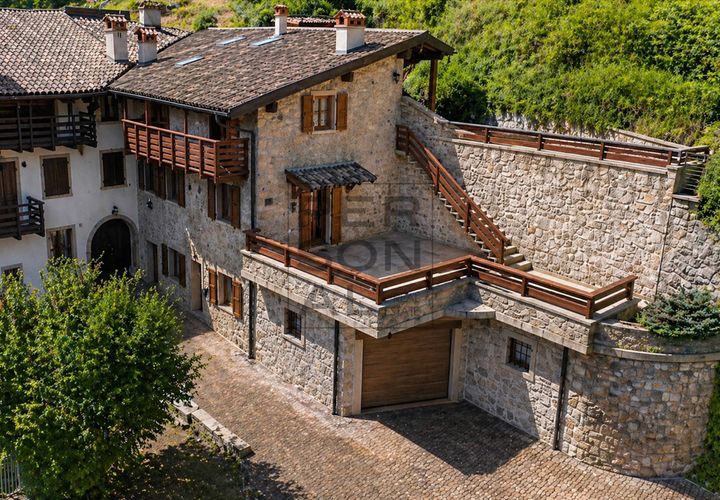 Villa a Cavedine, Trento, Cavedine - € 347.000 | Ref: T-372 - foto 1
