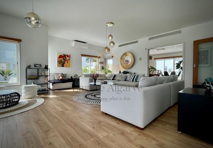 Villa i Albufeira, Faro, Albufeira - € 1.500.000 | Ref: 1903DLV501 - foto 1