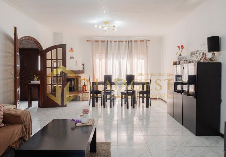 Villa a Valongo, Porto, Valongo - € 390.000 | Ref: val_C260401 - foto 1