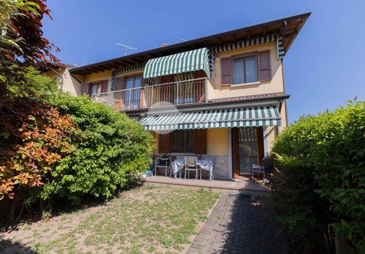 Rækkehus i Roncadelle, Brescia, Roncadelle - € 338.000 | Ref: 6415062020-1413 - foto 1