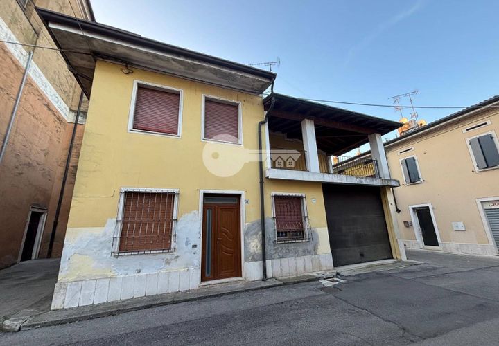 Villa i Isorella, Brescia, Isorella - € 115.000 | Ref: 6415062020-1418 - foto 1