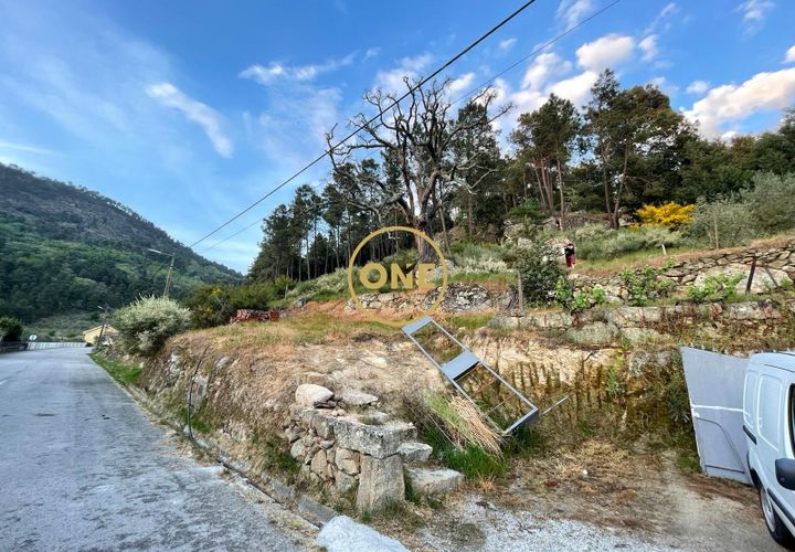 Helårsgrund i Tabuaco, Viseu, Tabuaco - € 30.000 | Ref: ONE0011026-660 - foto 1