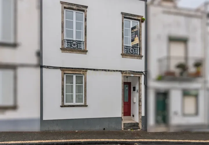 Villa i Ponta Delgada, Sao Miguel, Ponta Delgada - € 649.000 | Ref: C0276-02728 - foto 1