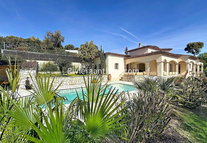 Villa i Antibes, Alpes-Maritimes, Antibes - € 1.695.000 | Ref: 86951787 - foto 1
