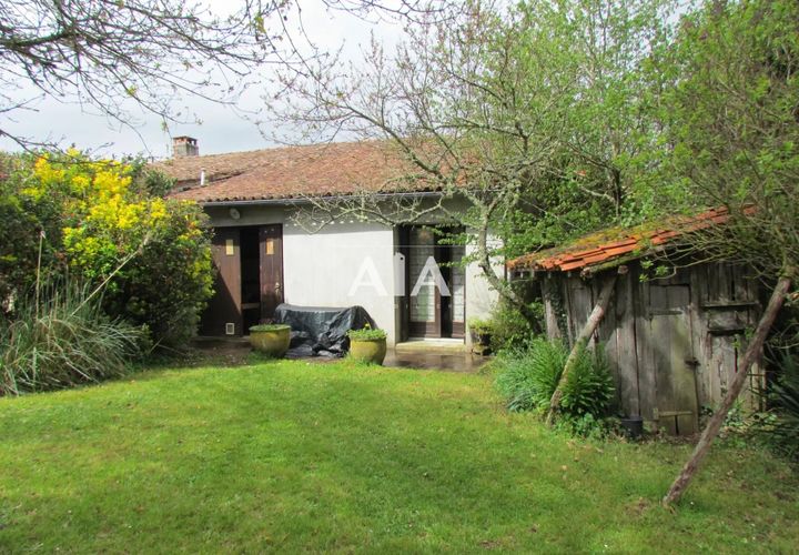Landejendom i Saint-Coutant, Charente, Saint-Coutant - € 48.500 | Ref: 1326 - foto 1
