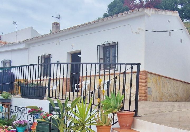 Landsbyhus i Vinuela, Malaga, Vinuela - € 149.000 | Ref: AX1441 - foto 1