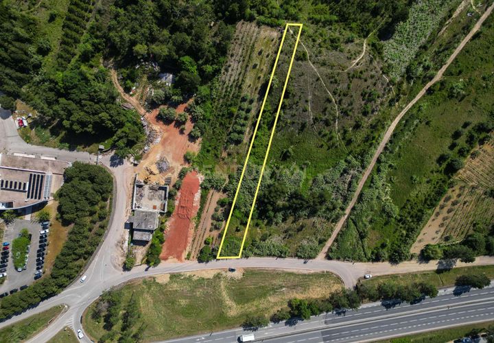 Helårsgrund i Coimbra, Coimbra, Coimbra - € 80.000 | Ref: C0372-01830 - foto 1