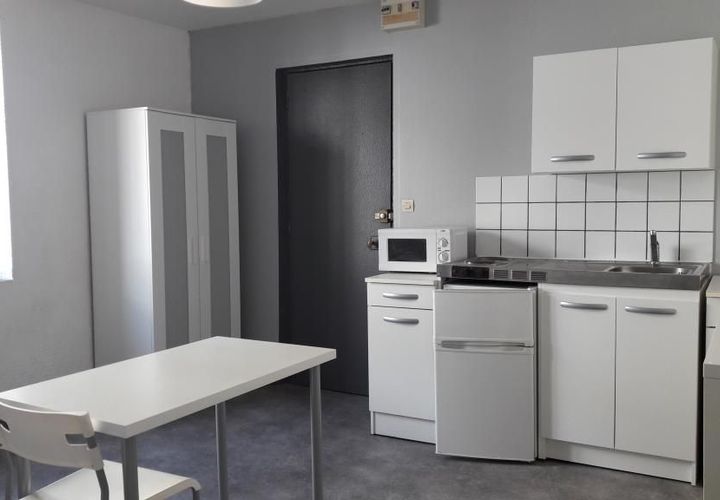 Estudi a Reims, Marne, Reims - € 500/mes | Ref: 370746 - foto 1
