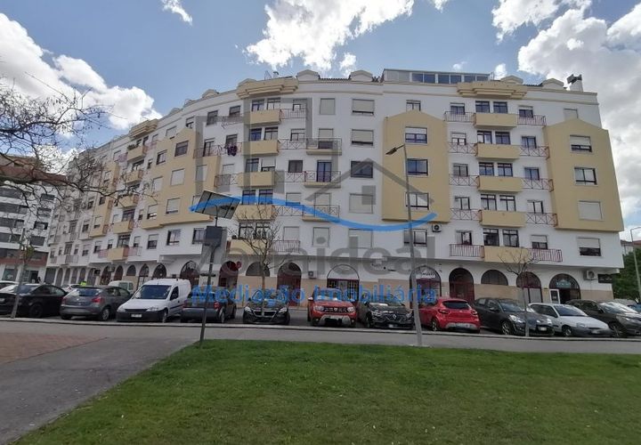 Lejlighed i Alenquer, Lisbon, Alenquer - € 375.000 | Ref: ZI-504 - foto 1