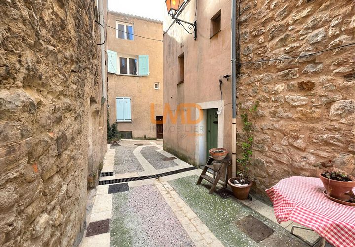Landsbyhus i Châteaudouble, Var, Châteaudouble - € 80.000 | Ref: getkey_u_517025594 - foto 1