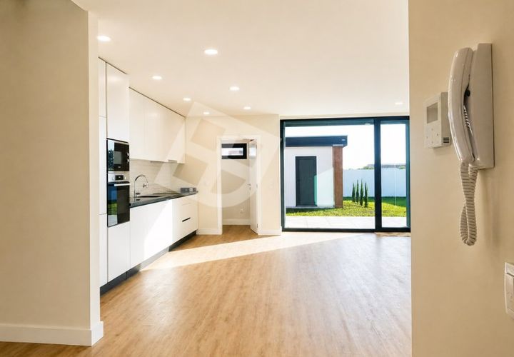 Villa i Aveiro, Aveiro, Aveiro - € 535.500 | Ref: 4403 - foto 1