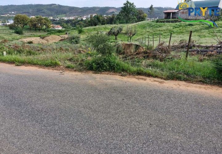 Helårsgrund i Serta, Castelo Branco, Serta - € 45.000 | Ref: AA343 - foto 1