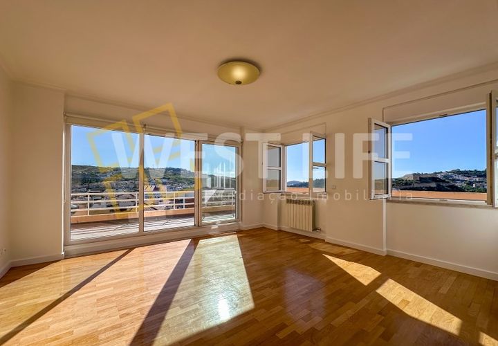 Maisonette in Matacaes, Lisbon, Matacaes - € 830.000 | Ref: 5696WE - Foto 1