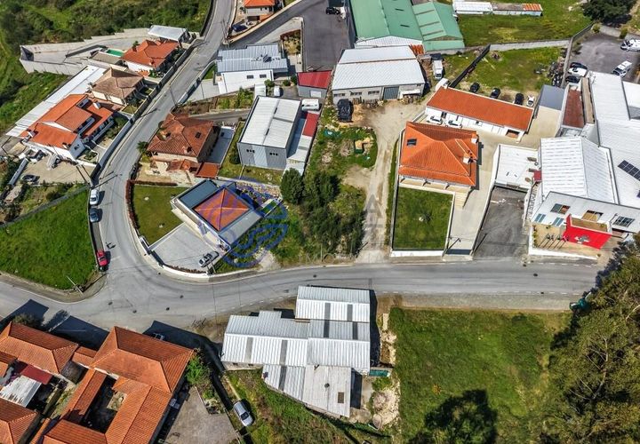 Helårsgrund i Paredes, Porto, Paredes - € 54.200 | Ref: 1125741 - foto 1