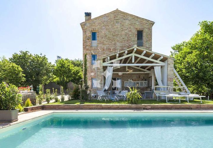 Landejendom i Staffolo, Ancona, Staffolo - € 590.000 | Ref: ila-574-1132794 - foto 1