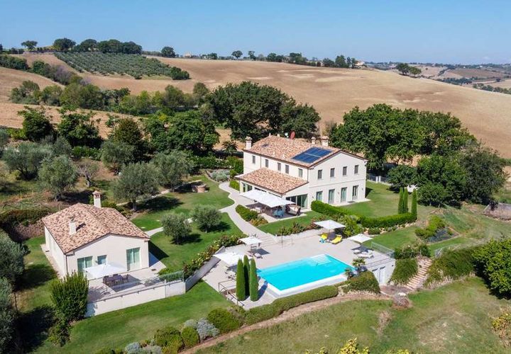 Villa a Monte San Vito, Ancona, Monte San Vito - € 2.450.000 | Ref: ila-515-1132796 - foto 1