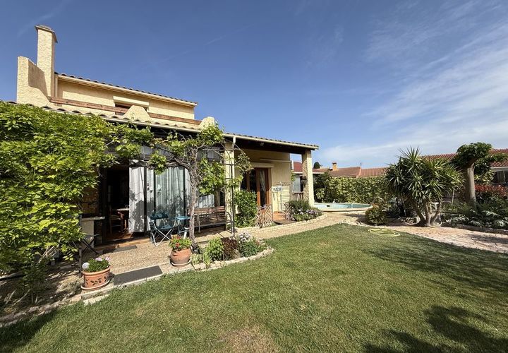 Villa a Entressen, Bouches-du-Rhone, Entressen - € 399.900 | Ref: 12229CI1181 - foto 1