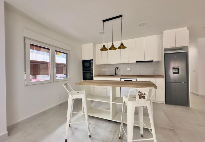 Lejlighed i Torrevieja, Alicante, Torrevieja - € 249.900 | Ref: 777666 - foto 1