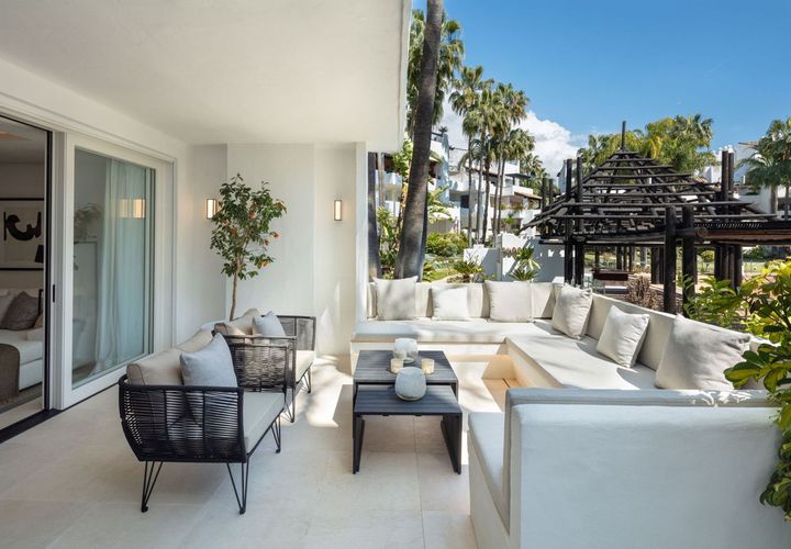 Villa en Marbella, Malaga, Marbella - € 4.650.000 | Ref: MLSC3216336 - photo 1