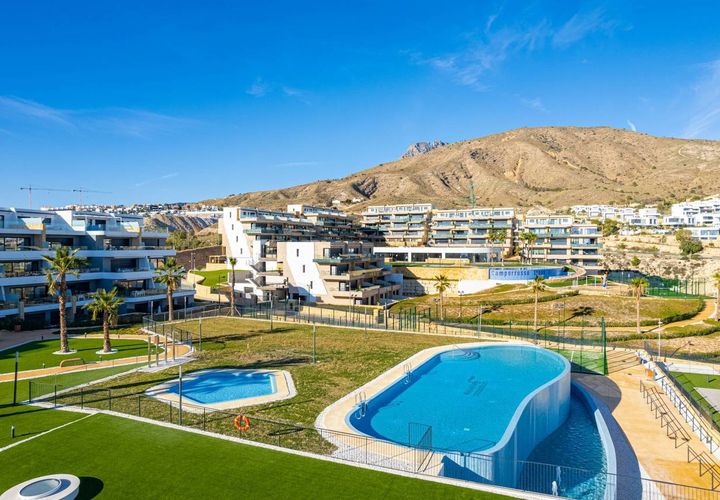 Lejlighed i Finestrat, Alicante, Finestrat - € 550.000 | Ref: 775115 - foto 1