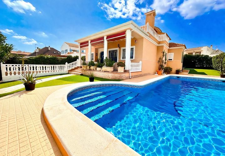 Villa i La Mata, Alicante, La Mata - € 950.000 | Ref: 771649 - foto 1