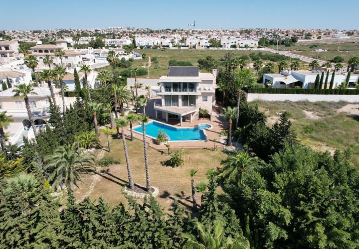 Villa en Ciudad Quesada, Alicante, Ciudad Quesada - € 840.000 | Ref: 752829 - photo 1