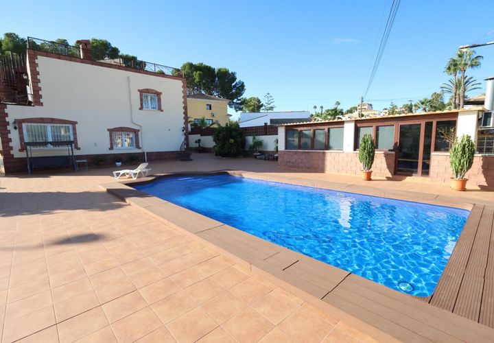 Villa i Torrevieja, Alicante, Torrevieja - € 930.000 | Ref: 747533 - foto 1