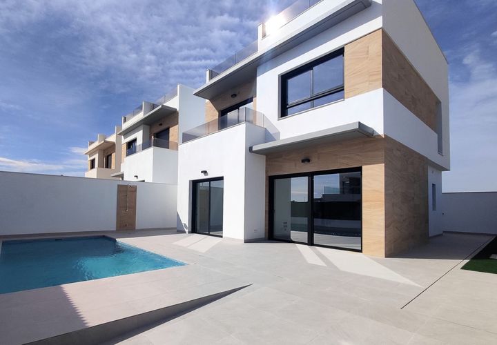 Villa i Benijofar, Alicante, Benijofar - € 465.000 | Ref: 747292 - foto 1