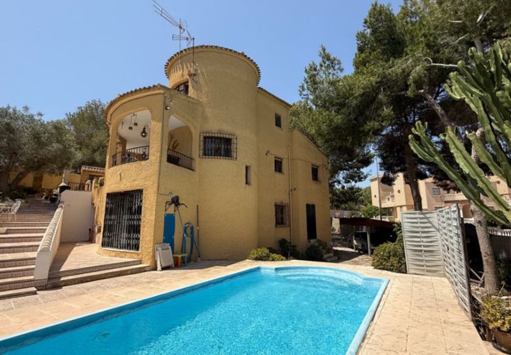 Villa a Orihuela, Alicante, Orihuela - € 450.000 | Ref: 746813 - foto 1