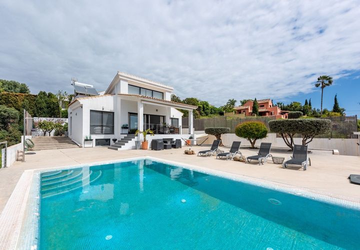 Villa a Estepona, Malaga, Estepona - € 929.000 | Ref: R5347375 - foto 1