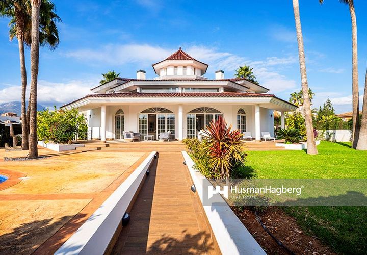 Villa a Alfaz del Pi, Alicante, Alfaz del Pi - € 1.600.000 | Ref: 0118CD162 - foto 1