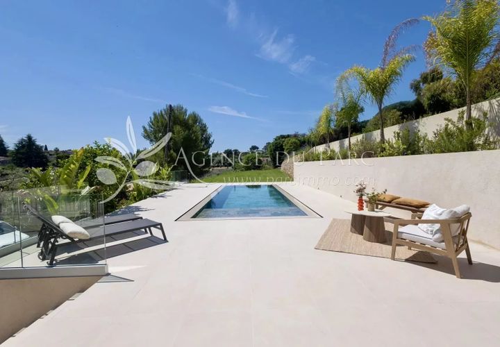 Villa i Antibes, Alpes-Maritimes, Antibes - € 1 890 000 | Ref: 86887073 - foto 1