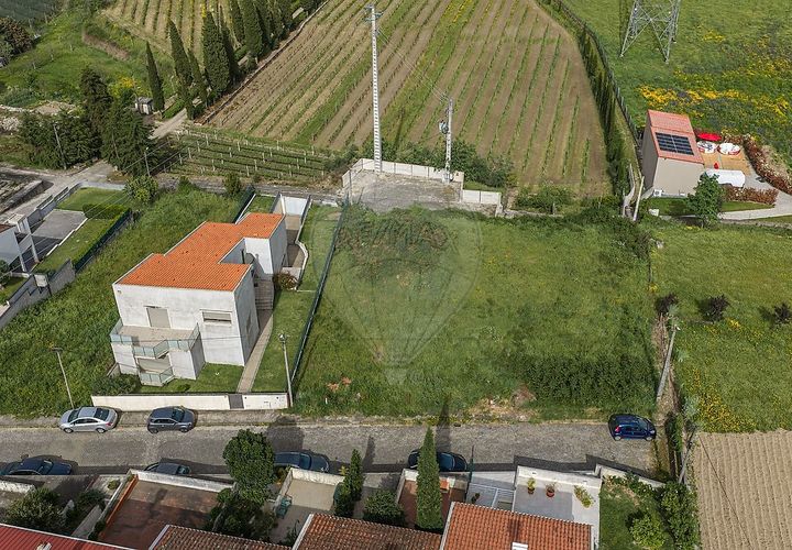 Helårsgrund i Braga, Braga, Braga - € 105.500 | Ref: 123331090-105 - foto 1