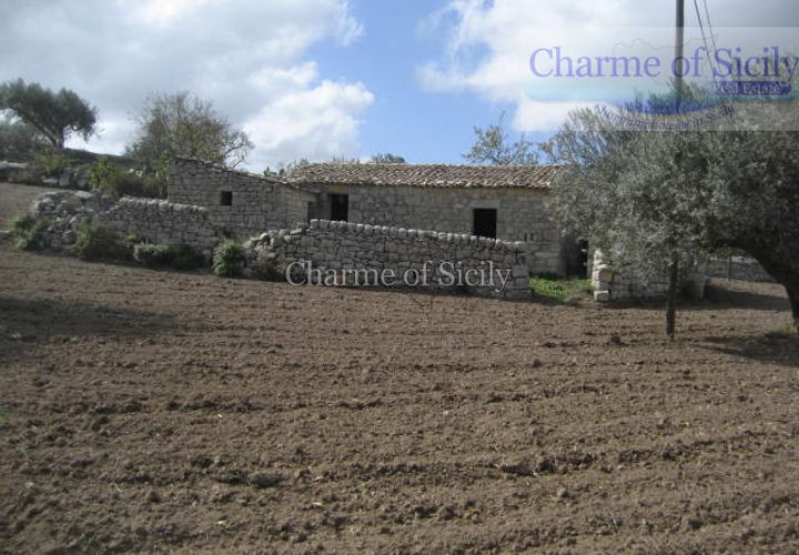 Landejendom i Ragusa, Ragusa, Ragusa - € 80.000 | Ref: L 1620 - foto 1