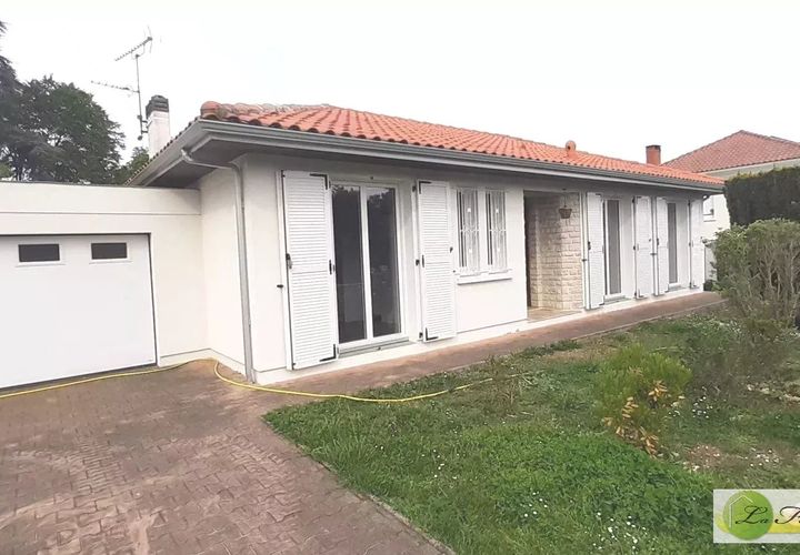 Villa a Angouleme, Charente, Angouleme - € 789/mes | Ref: 8086G - foto 1