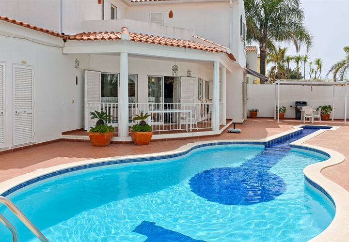 Villa i Albufeira, Faro, Albufeira - € 1.095.000 | Ref: VJM-1830 - foto 1