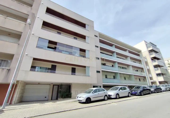 Lejlighed i Braga, Braga, Braga - € 275.000 | Ref: C0533-00104 - foto 1